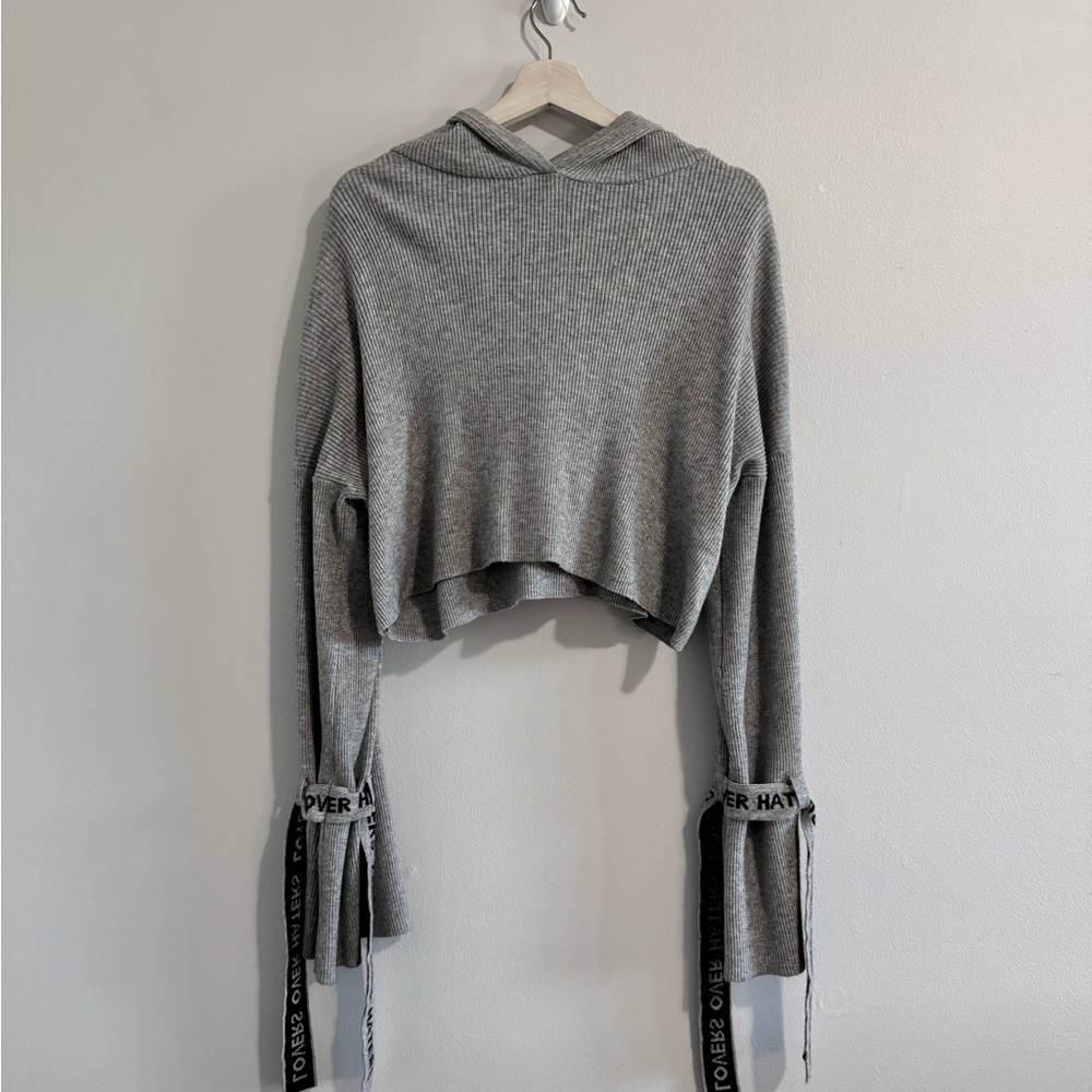 H&M Gray Cropped Sweater with Cut Out Design